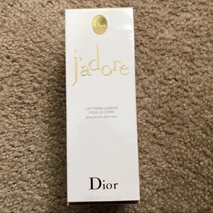 Dior J’adore Beautifying Body Milk